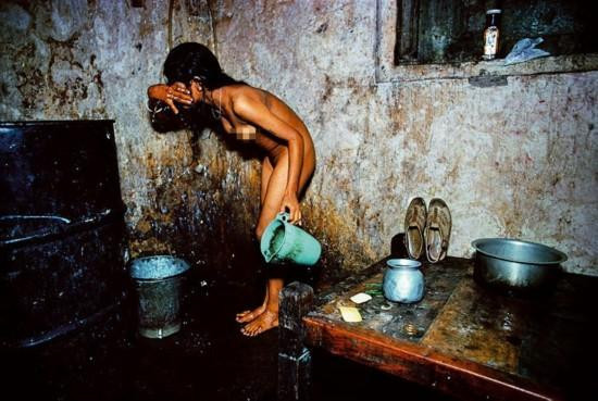 印度妓的生活照片 印度6岁妓女(7)(点击浏览下一张趣图)