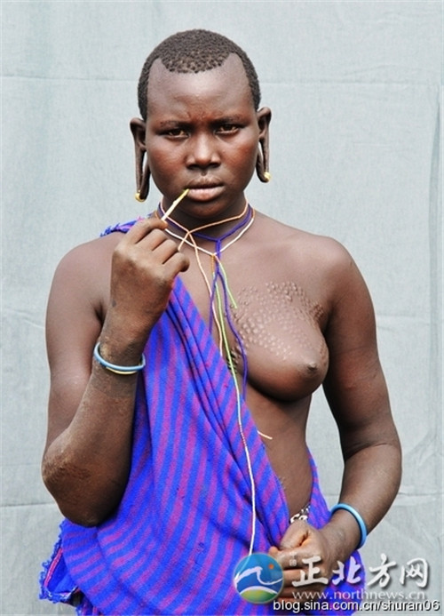 实拍女性割礼图片  女性割礼后高清大图(3)(点击浏览下一张趣图)