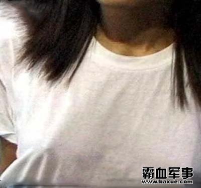 街拍美女露得清吧图片 街头美女爱凸两点图片欣赏(8)(点击浏览下一张趣图)