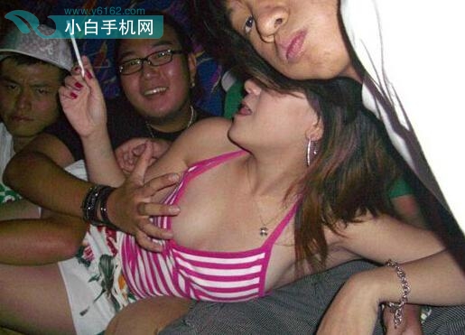 陪酒女的特殊交易图片欣赏：坐台女自述怎么陪客人(5)(点击浏览下一张趣图)