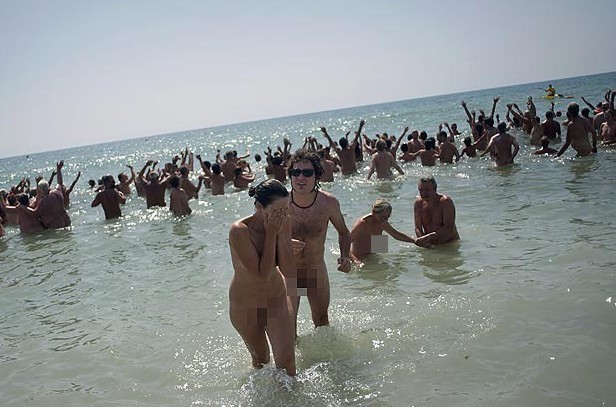 欧美裸泳裸晒最开放的天体度假村图片集：天体浴场自然之美18体(6)(点击浏览下一张趣图)