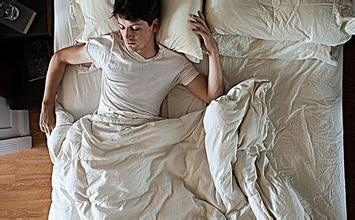 男人裸睡怎么防止遗精(点击浏览下一张趣图)