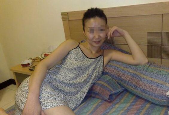 好看的居家图片大全上海大姐图片 中老年大姐风韵图片 (5)(点击浏览下一张趣图)
