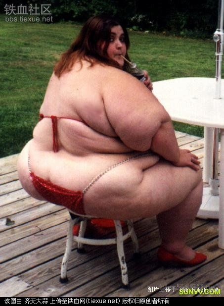 又白又胖的妇女 好看的中国胖老妇女 女人太胖大腿粗照片(7)(点击浏览下一张趣图)