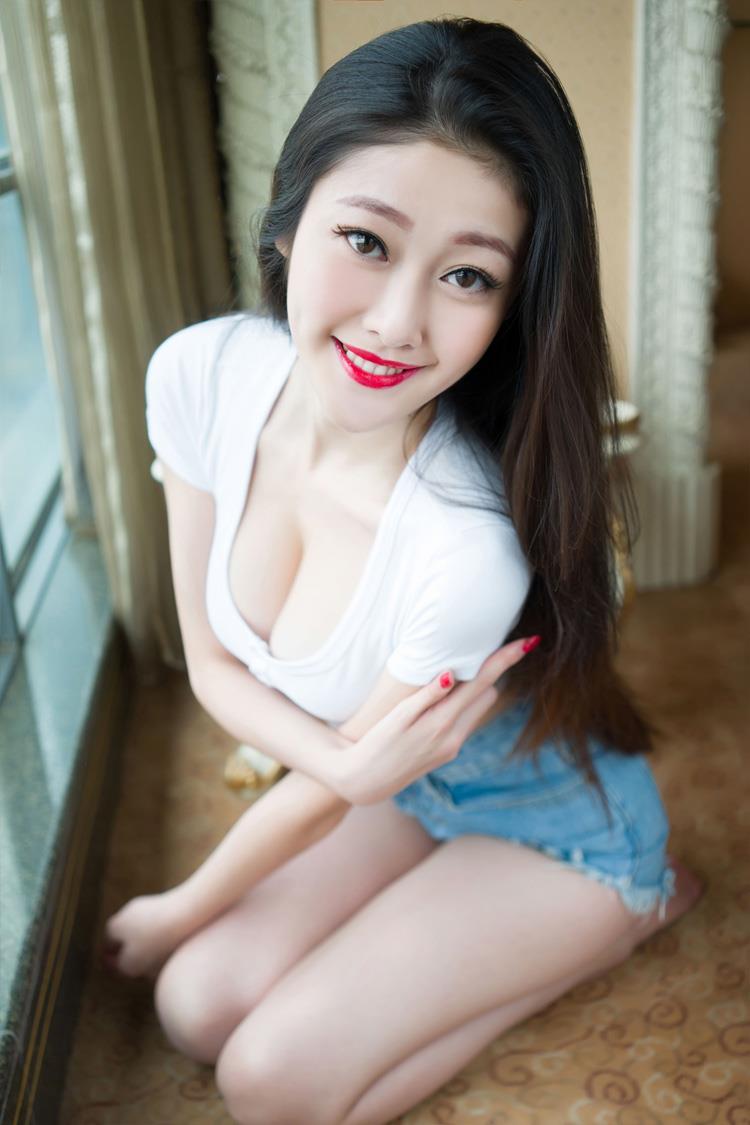 性感美女MiStar夏妍牛仔热裤私房性感图片(4)(点击浏览下一张趣图)