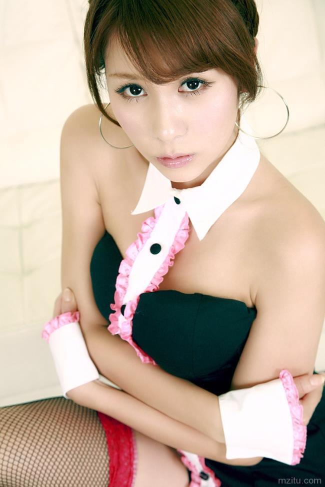 日本少妇立花迷人网袜诱惑性感图片(5)(点击浏览下一张趣图)
