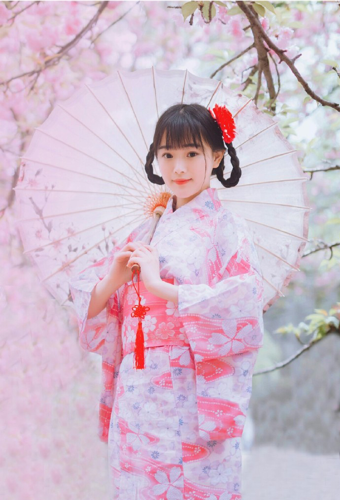 花与少女唯美清纯日式和服校园美女写真(8)(点击浏览下一张趣图)