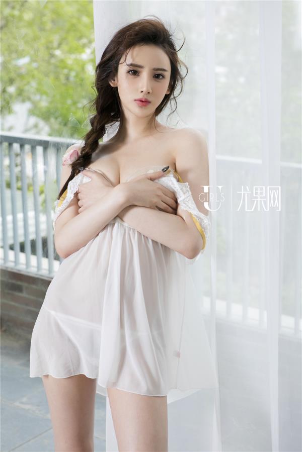 巨乳尤物于思琪私房性感人体艺术套图（二）(5)(点击浏览下一张趣图)