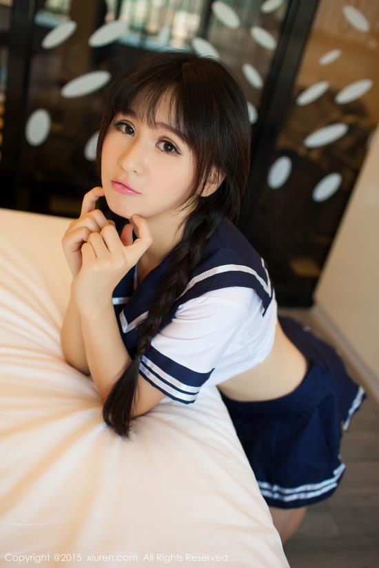 根本把持不住的cos:宅男必备美腿学士服(2)(点击浏览下一张趣图)