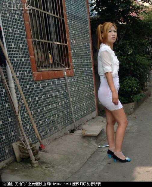 40岁站街女图片欣赏:北京站街女交易图片(4)(点击浏览下一张趣图)