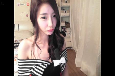afreecatv19禁视频图韩国女主播艾琳女仆(5)(点击浏览下一张趣图)