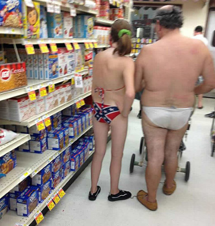 外国全裸购物超市图片(点击浏览下一张趣图)