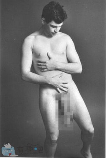 乔纳·福尔肯吃帅哥的大硬茎照片(4)(点击浏览下一张趣图)
