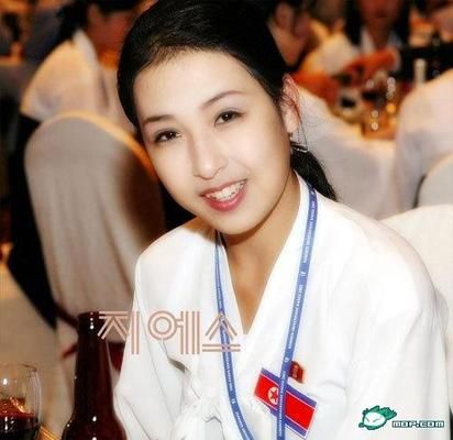 朝鲜美女女兵妇科体检图片：朝鲜女兵退伍无人敢娶(点击浏览下一张趣图)