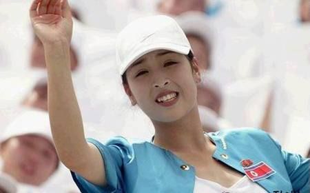 朝鲜美女女兵妇科体检图片：朝鲜女兵退伍无人敢娶(5)(点击浏览下一张趣图)
