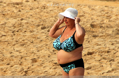 俄罗斯女人为什么发胖图：强壮的俄罗斯大妈，俄罗斯肥大妈图(9)(点击浏览下一张趣图)