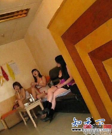 树林老人吃奶图：桑拿失足女性服务视频(7)(点击浏览下一张趣图)