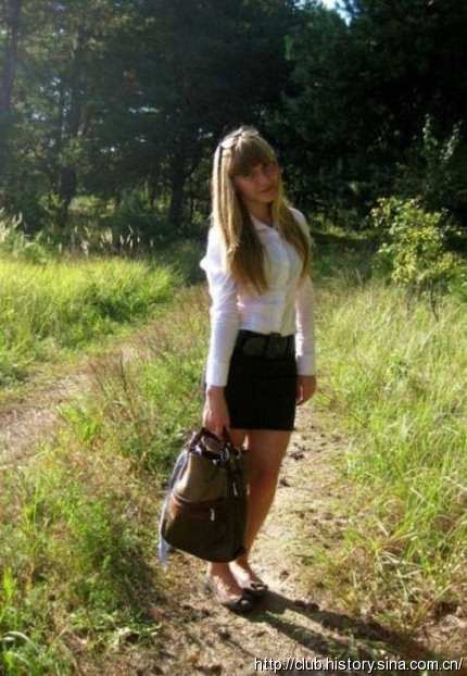 俄罗斯视频网站：黑河俄罗斯美女服务图片(2)(点击浏览下一张趣图)