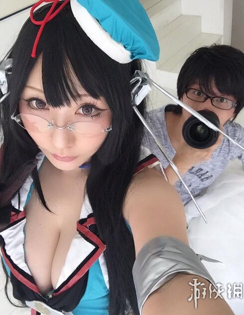 美少女coser林离暖：美少女coser黑暗照，19岁美少女coser(3)(点击浏览下一张趣图)