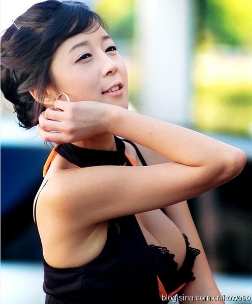 李秀珍instagram是什么：韩国48岁李秀珍资料照片(4)(点击浏览下一张趣图)