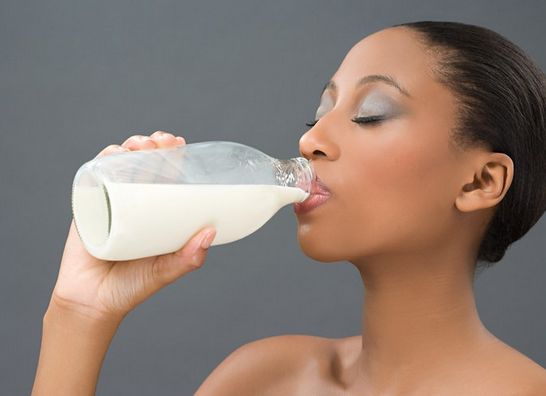 牛奶+鸡蛋 六种喝牛奶方式如服毒(7)(点击浏览下一张趣图)