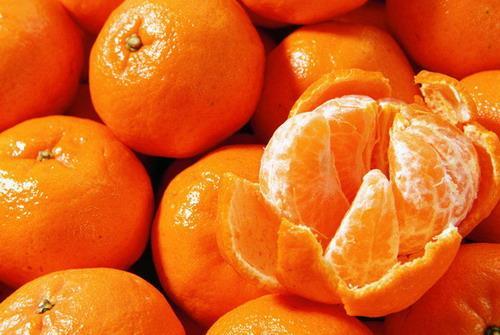 橘皮食用禁忌 橘皮泡水喝不得(点击浏览下一张趣图)
