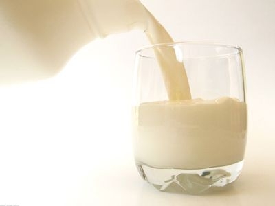 喝牛奶要注意 10种错误喝法如同服毒(6)(点击浏览下一张趣图)