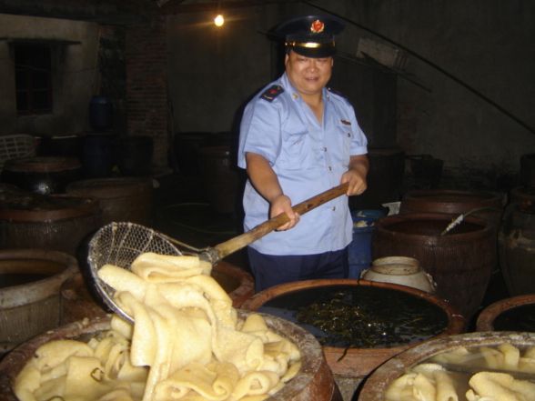 食物中毒！15种加料美食如砒霜(5)(点击浏览下一张趣图)