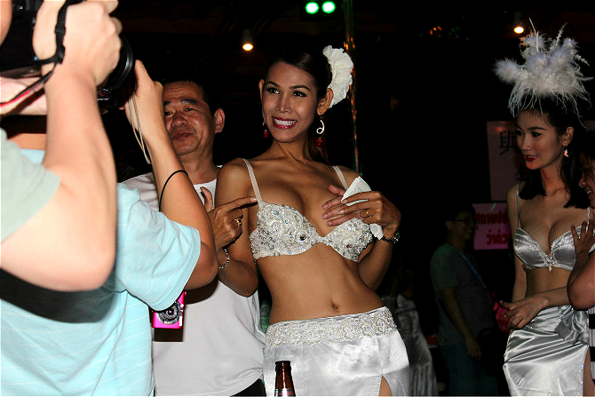 泰国少女裸体艺术,：泰国裸体艺术、(4)(点击浏览下一张趣图)