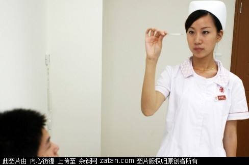 重庆私人门诊 护士取精：检查精子护士会帮忙吗 取精室里面挂图(点击浏览下一张趣图)