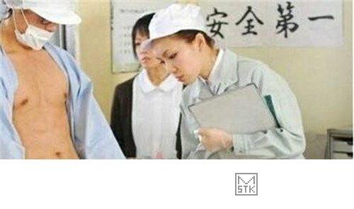 日本女护取精gif：日本取精护士图片欣赏(3)(点击浏览下一张趣图)