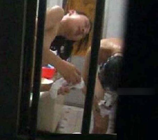 大学女生宿舍506孙丽丽：大学女生宿舍透明内裤 19禁,真实大学女生宿舍(5)(点击浏览下一张趣图)