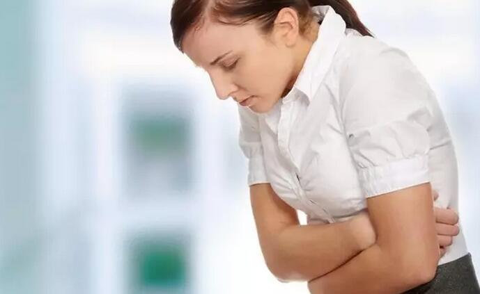 女人尿道炎会引起腰痛吗？女性尿道炎症状(点击浏览下一张趣图)