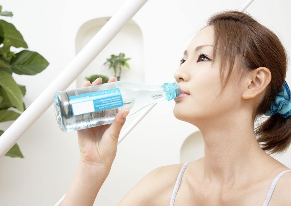 女人喝水多了有什么好处及方法(3)(点击浏览下一张趣图)