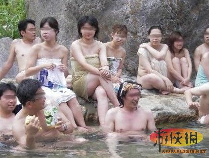 日本男女混合浴 起反应 日本男女混浴会冲动吗(4)(点击浏览下一张趣图)