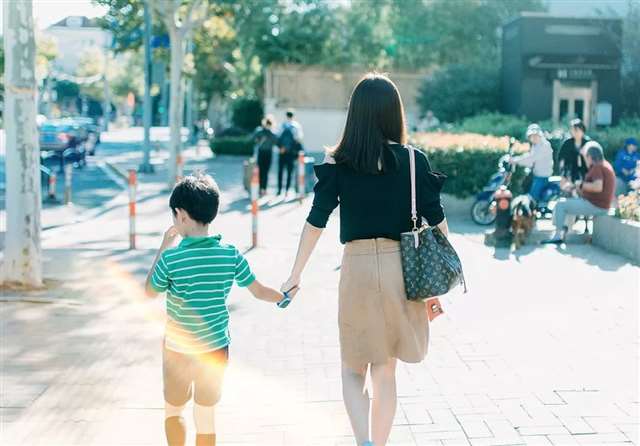 子女越优秀父母越孤独 致我们终将远离的子女(5)(点击浏览下一张趣图)