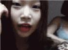 两同性热吻视频 两日本美女舌吻土豆：女女舌吻教学的视频动态图