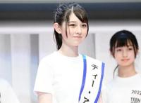 2022日本美少女冠军：14岁初中生石川花