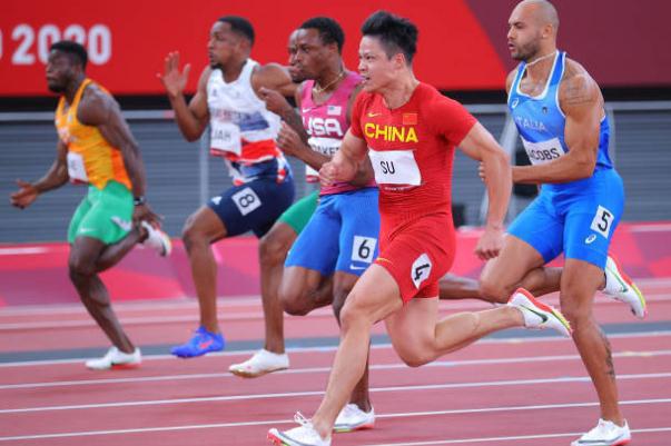 苏炳添创历史获男子百米第六 一般人跑百米需要多长时间
