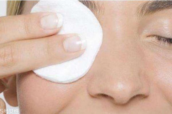 怎样正确的卸除睫毛膏 卸睫毛膏的方法