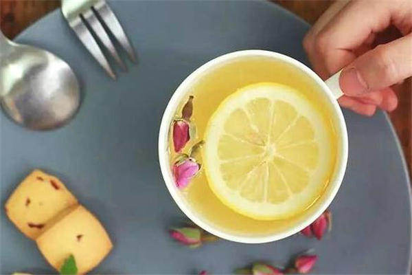玫瑰柠檬茶怎么泡 玫瑰柠檬茶的泡法