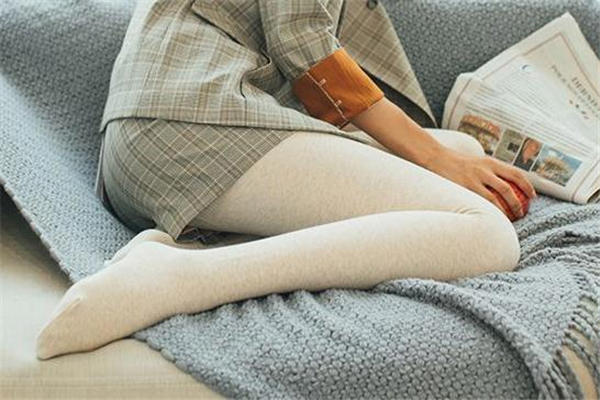 连裤袜可以穿着睡觉吗 不利于血液循环