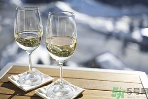 葡萄酒每天喝多少最合适？葡萄酒一天喝多少最好？