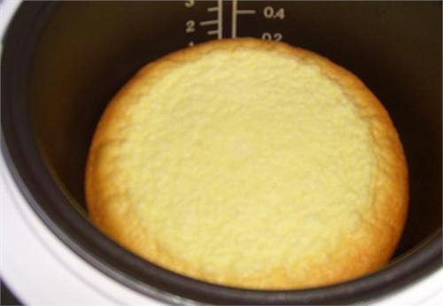 电饭煲自制蛋糕的方法 电饭煲自制蛋糕要注意什么
