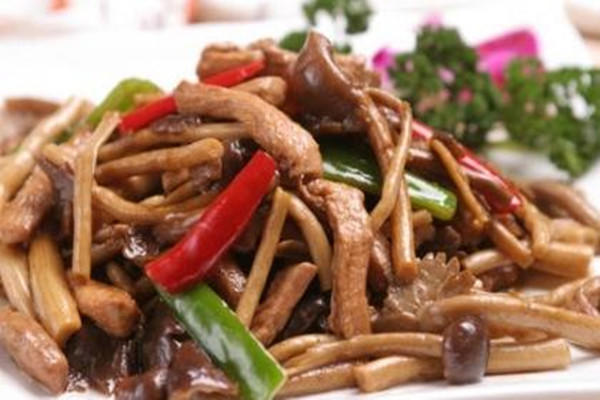 茶树菇炒肉怎么做 茶树菇炒肉的营养价值