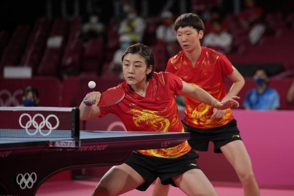 中国女乒晋级团体决赛将战日本 打乒乓球能治疗近视吗