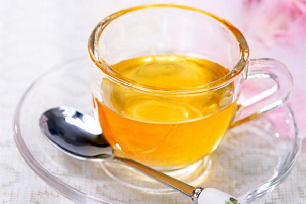 蜂蜜水的正确喝法及最佳时间 蜂蜜水什么季节喝最好