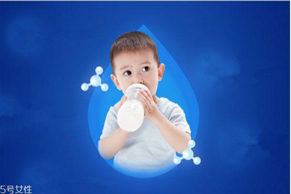 宝宝喝奶粉为什么便秘 宝宝吃奶粉便秘的原因