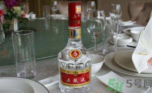 假酒怎么辨别?分辨真酒假酒的方法有哪些