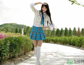 14岁胸部发育不良是什么原因?14岁女生怎么丰胸?